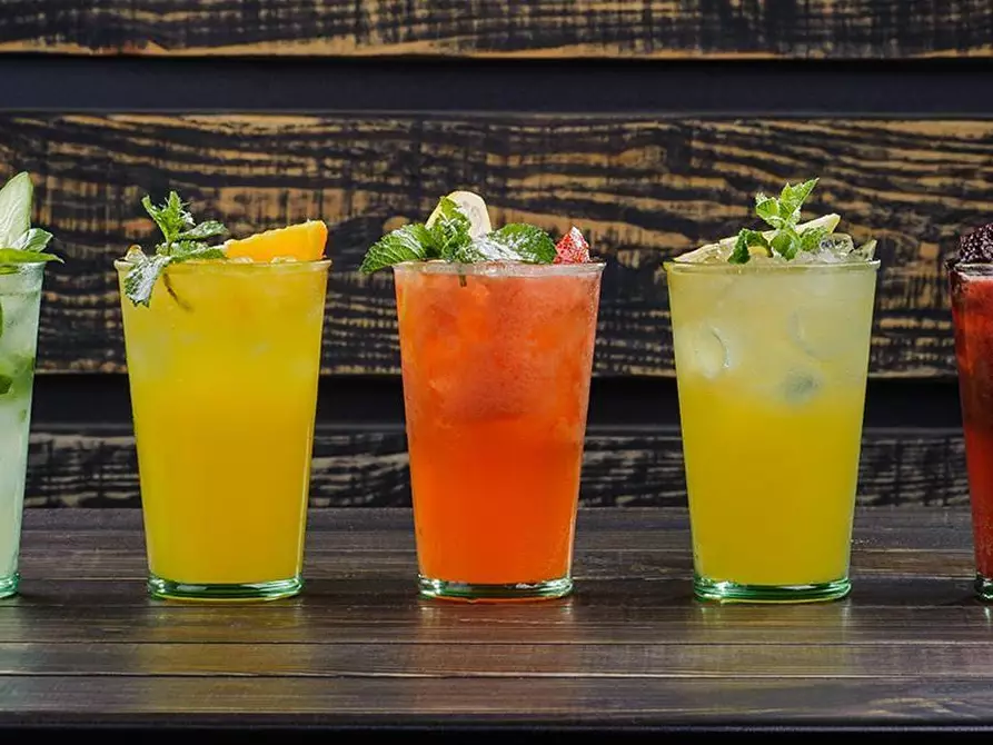 Immagine 5 di Negozio in vendita  a Pisa