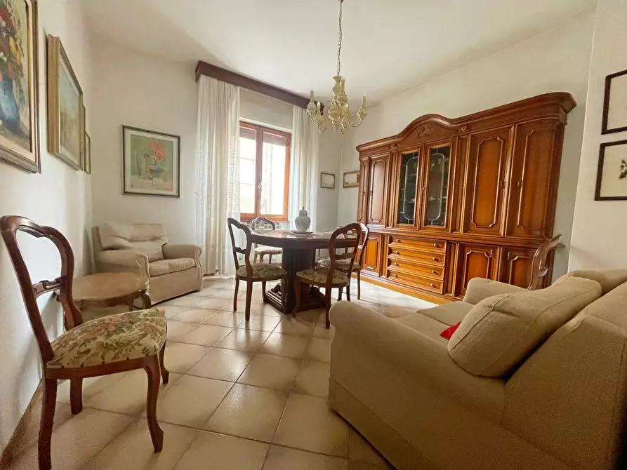 Immagine 1 di Appartamento in vendita  a Poggibonsi