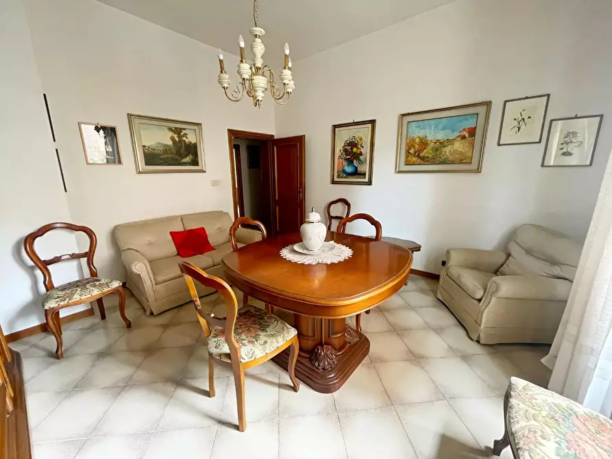 Immagine 2 di Appartamento in vendita  a Poggibonsi