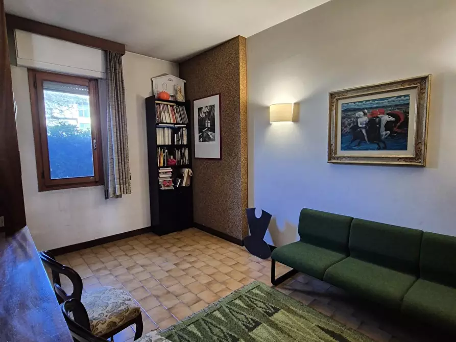 Immagine 2 di Ufficio in vendita  a Santa Croce Sull'arno