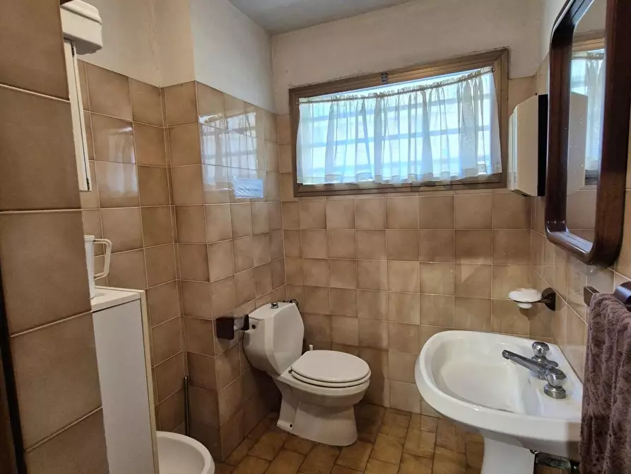 Immagine 10 di Ufficio in vendita  a Santa Croce Sull'arno