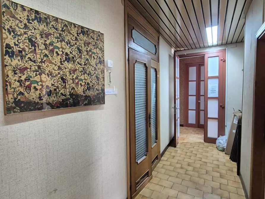 Immagine 9 di Ufficio in vendita  a Santa Croce Sull'arno