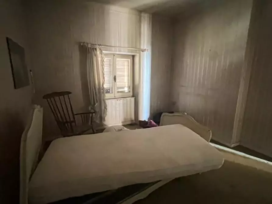 Immagine 43 di Villetta a schiera in vendita  a Massa