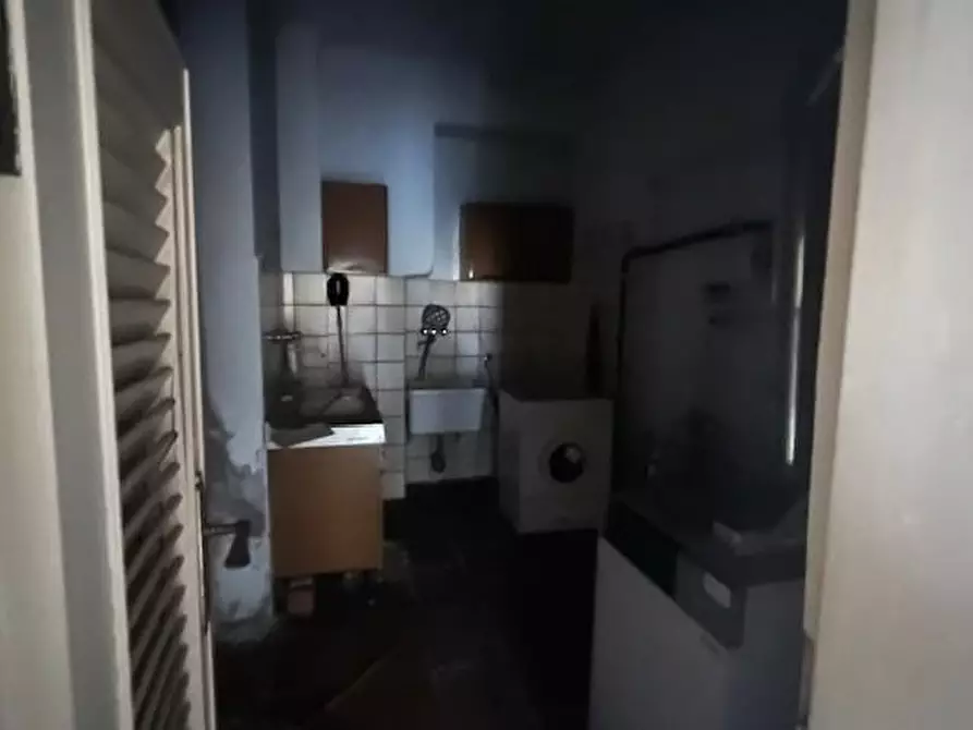 Immagine 9 di Villetta a schiera in vendita  a Massa