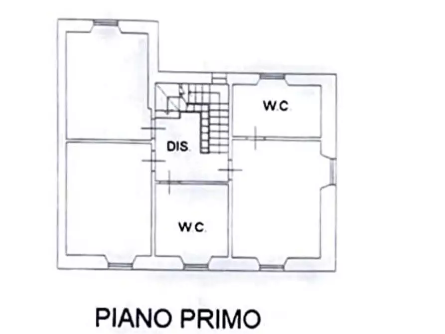 Immagine 59 di Villetta a schiera in vendita  a Massa