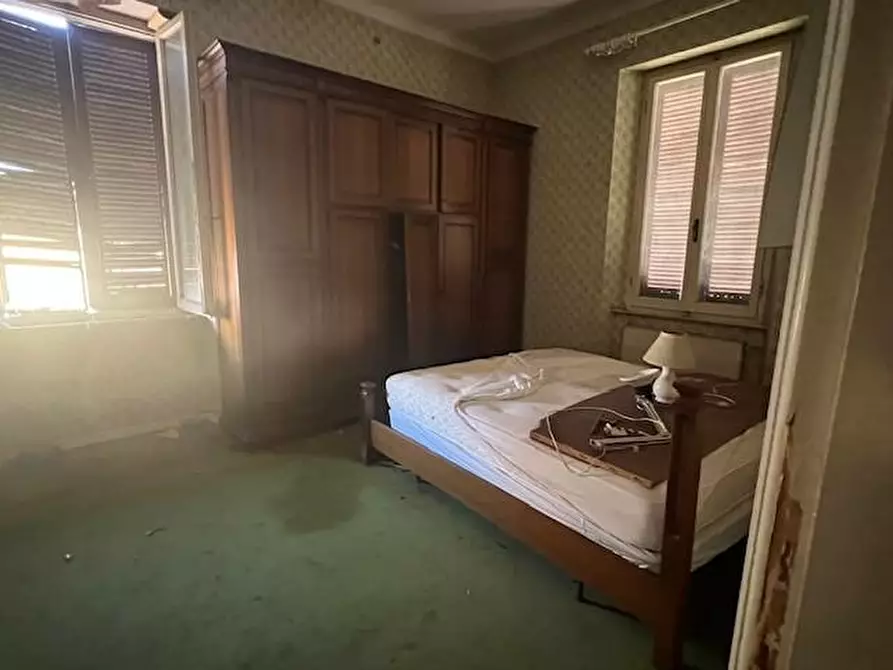 Immagine 25 di Villetta a schiera in vendita  a Massa