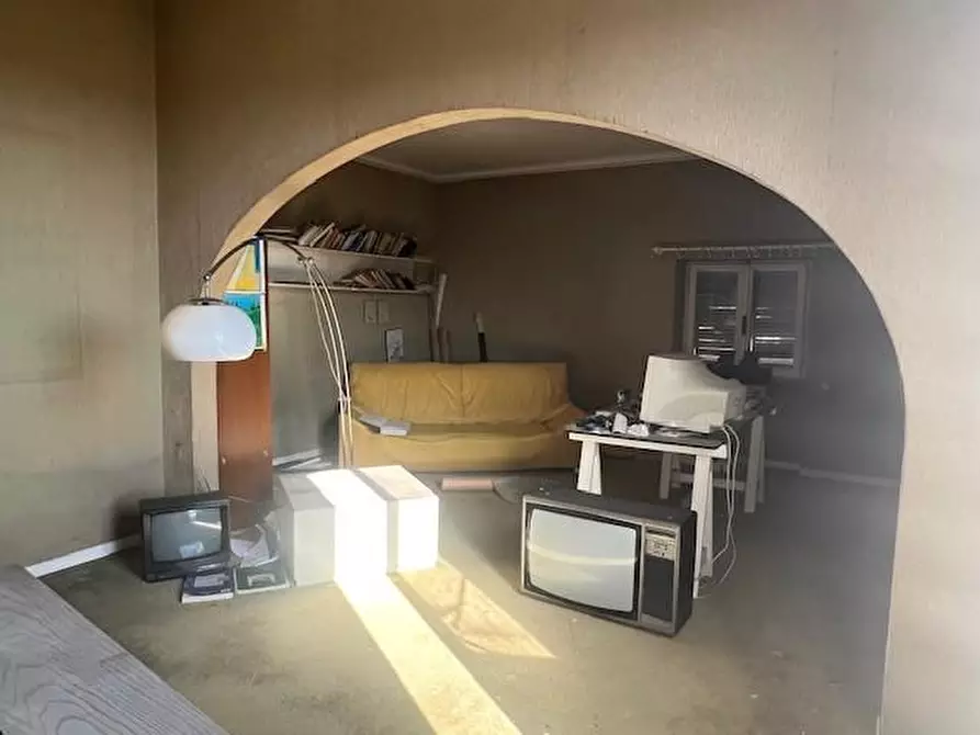 Immagine 50 di Villetta a schiera in vendita  a Massa