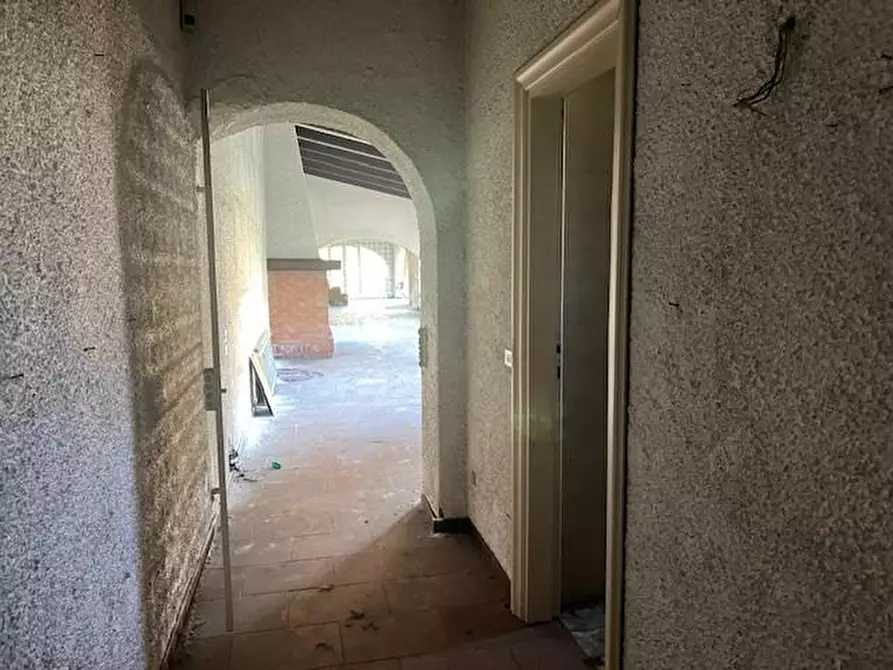 Immagine 7 di Villetta a schiera in vendita  a Massa