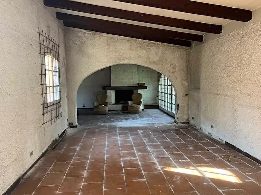 Immagine 31 di Villetta a schiera in vendita  a Massa