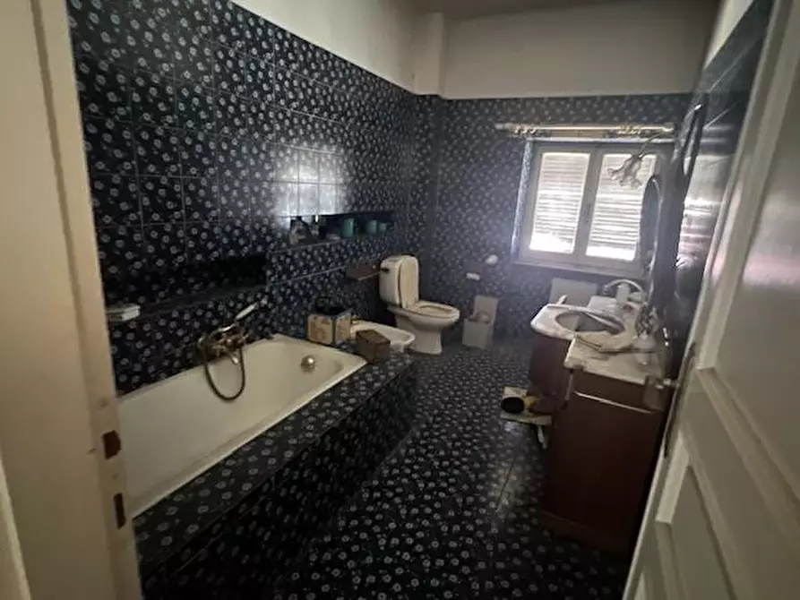 Immagine 44 di Villetta a schiera in vendita  a Massa