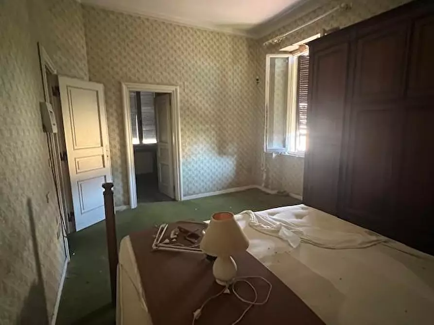 Immagine 35 di Villetta a schiera in vendita  a Massa