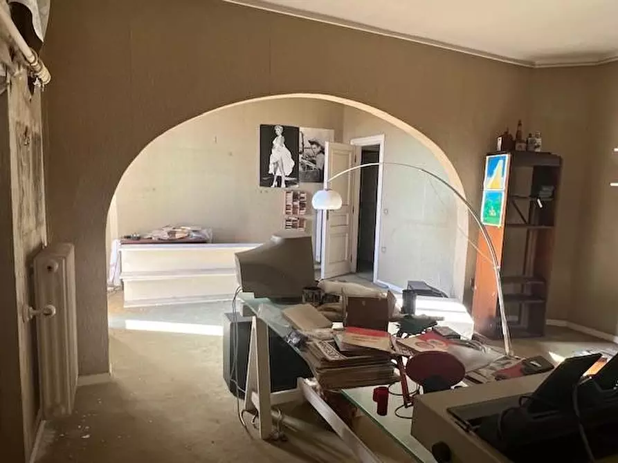 Immagine 51 di Villetta a schiera in vendita  a Massa