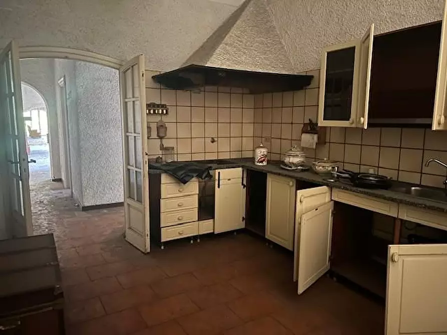 Immagine 6 di Villetta a schiera in vendita  a Massa