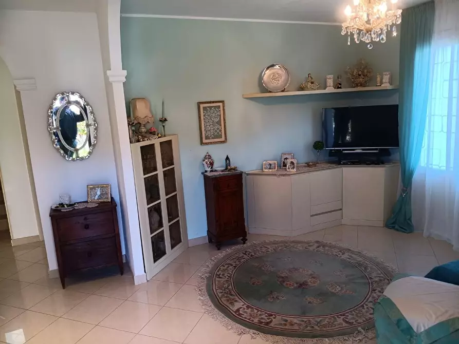 Immagine 8 di Casa indipendente in vendita  a Santa Maria A Monte