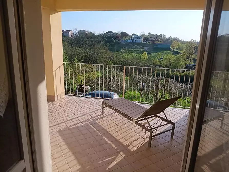 Immagine 9 di Casa indipendente in vendita  a Santa Maria A Monte