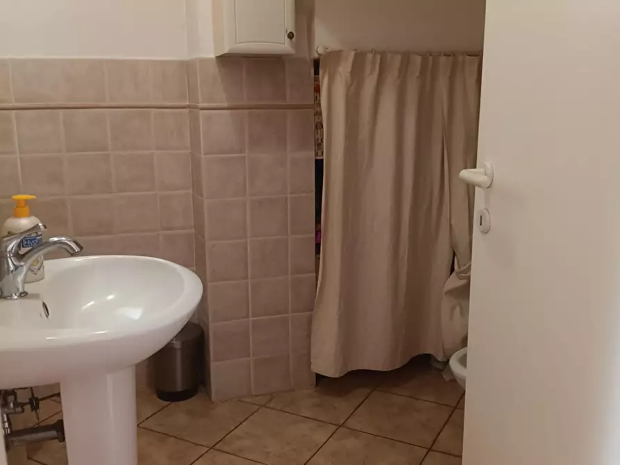 Immagine 22 di Casa indipendente in vendita  a Santa Maria A Monte