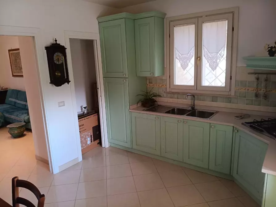 Immagine 2 di Casa indipendente in vendita  a Santa Maria A Monte