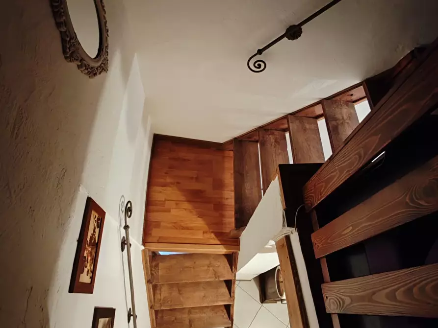 Immagine 5 di Casa semindipendente in vendita  a Stazzema