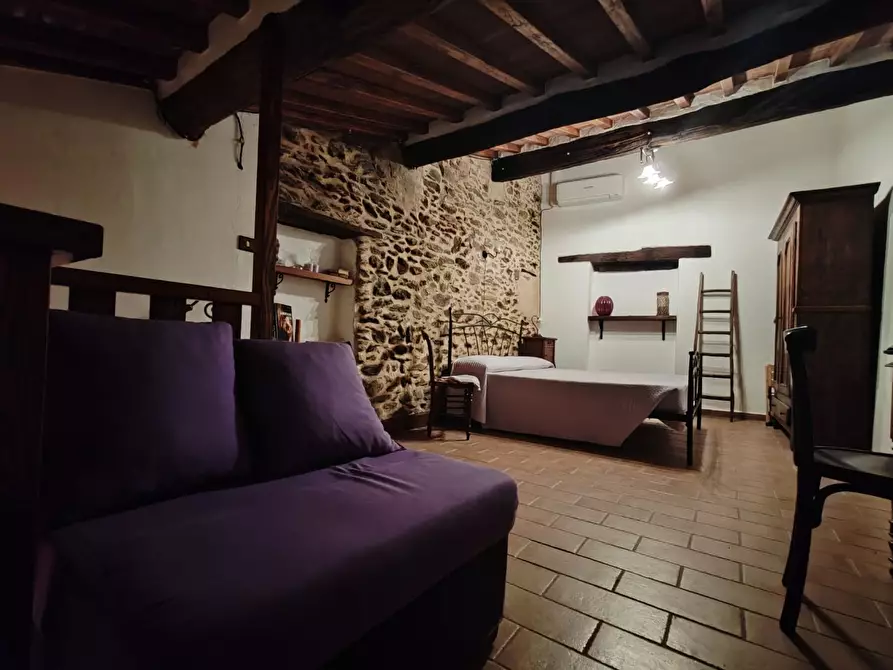 Immagine 1 di Casa semindipendente in vendita  a Stazzema