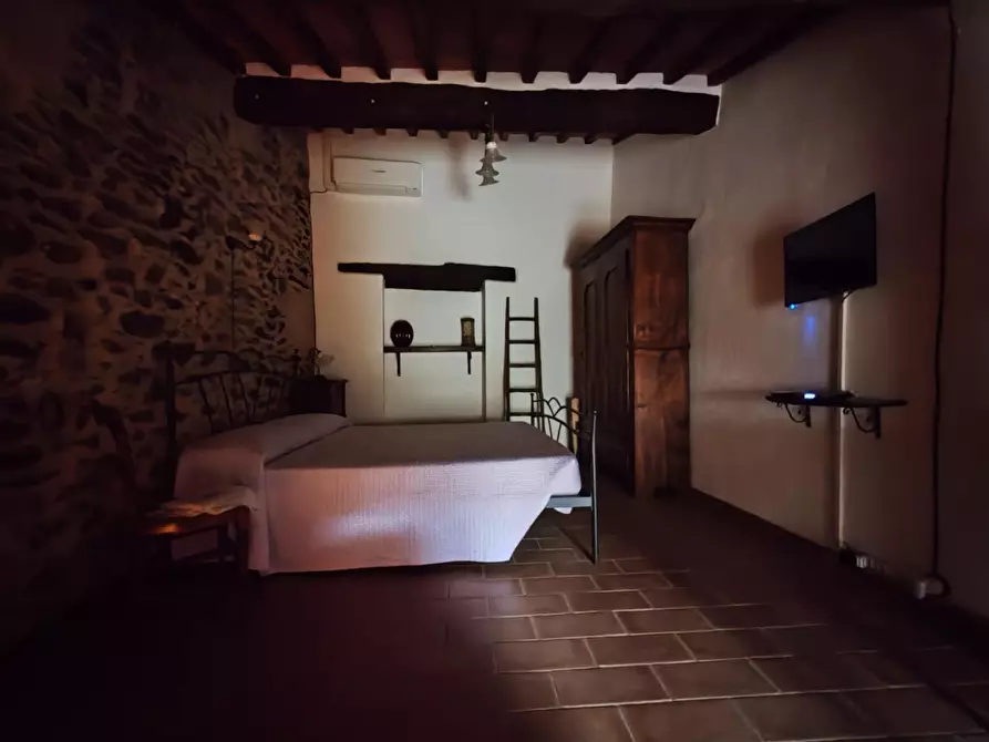 Immagine 12 di Casa semindipendente in vendita  a Stazzema