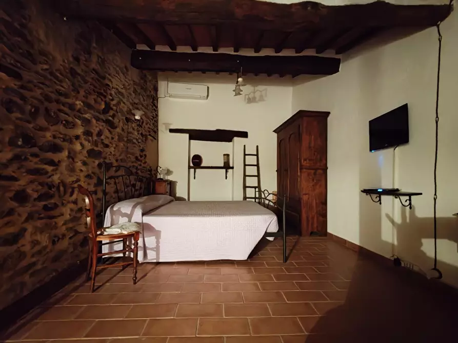 Immagine 3 di Casa semindipendente in vendita  a Stazzema