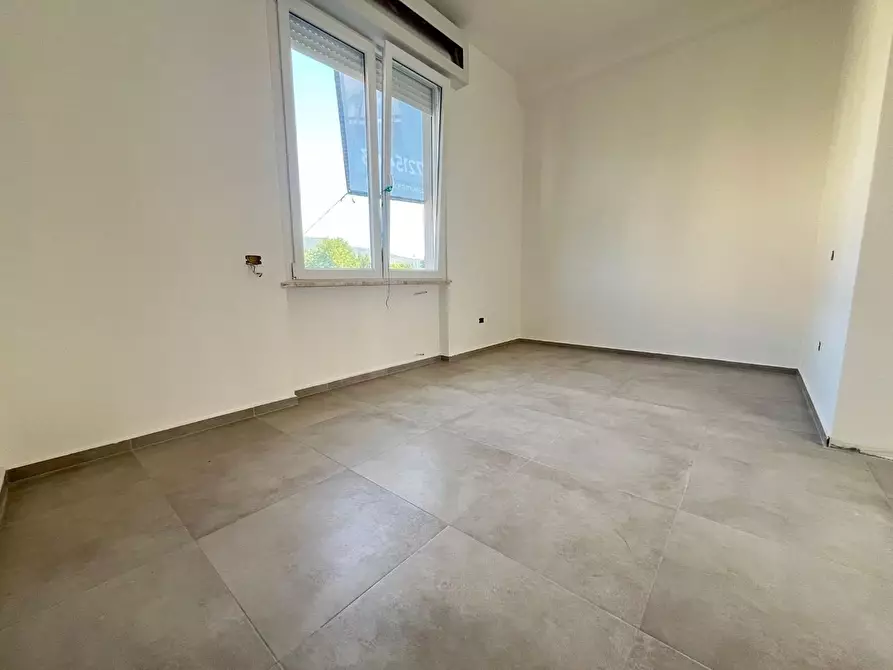 Immagine 15 di Appartamento in vendita  a Cascina