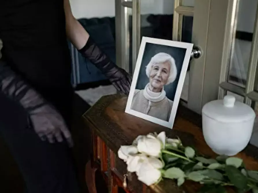 Immagine 6 di Attività commerciale in vendita  a Torino