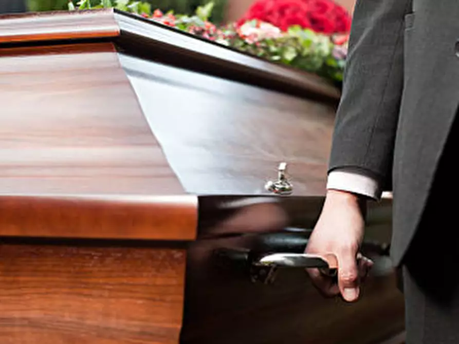 Immagine 2 di Attività commerciale in vendita  a Torino