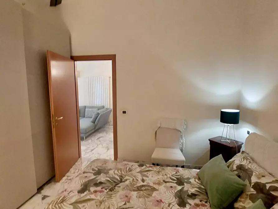 Immagine 10 di Mansarda in vendita  a Viareggio