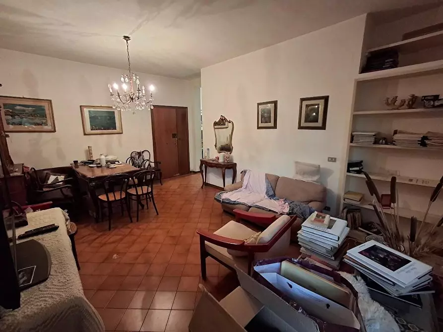 Immagine 2 di Appartamento in vendita  a Pisa