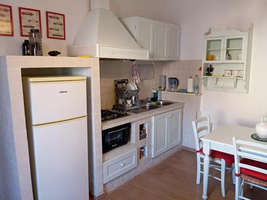 Immagine 4 di Appartamento in vendita  a Carrara