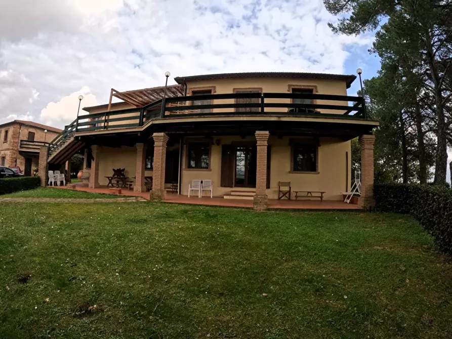 Immagine 8 di Casa colonica in vendita  a Pomarance