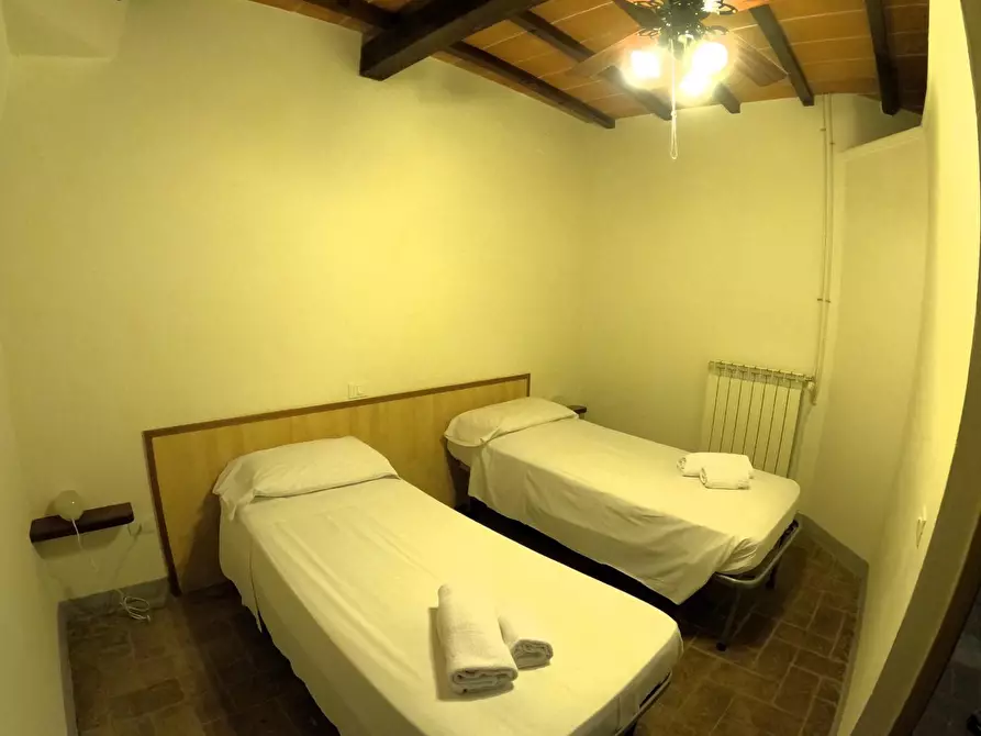 Immagine 30 di Casa colonica in vendita  a Pomarance