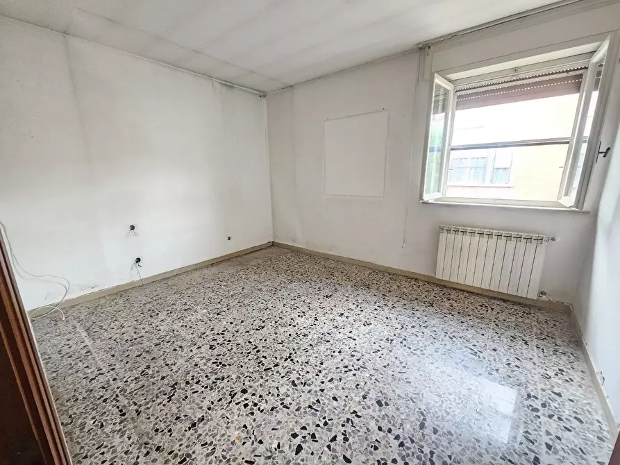 Immagine 9 di Villa in vendita  a Pisa