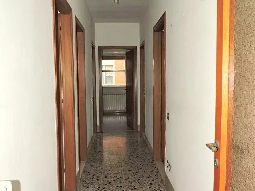 Immagine 8 di Villa in vendita  a Pisa