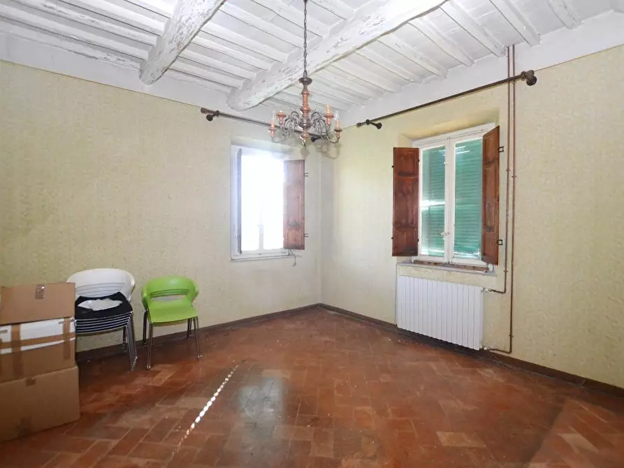 Immagine 14 di Porzione di casa in vendita  a Capannori
