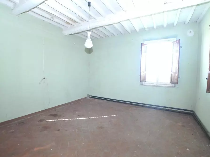 Immagine 23 di Porzione di casa in vendita  a Capannori