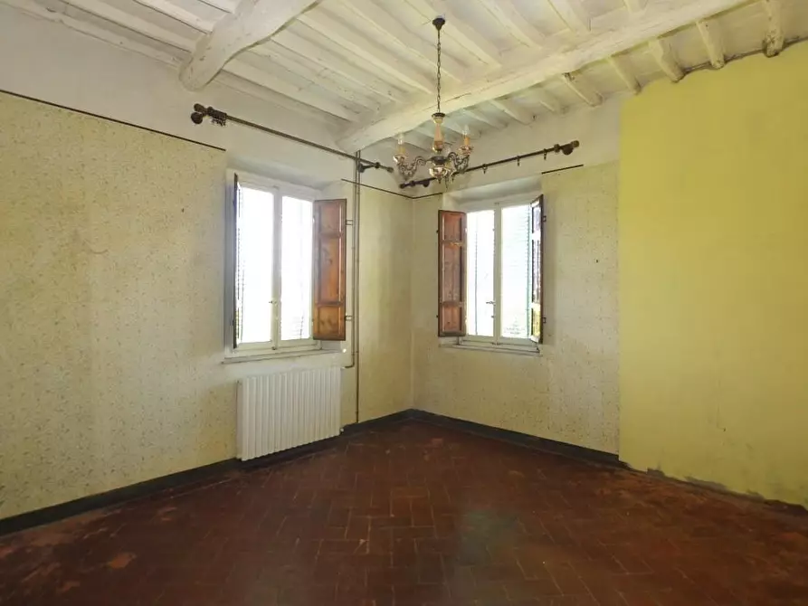 Immagine 12 di Porzione di casa in vendita  a Capannori