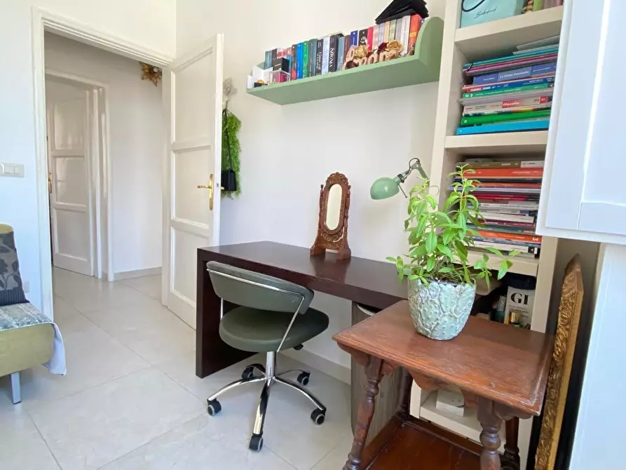 Immagine 36 di Appartamento in vendita  a Lecce