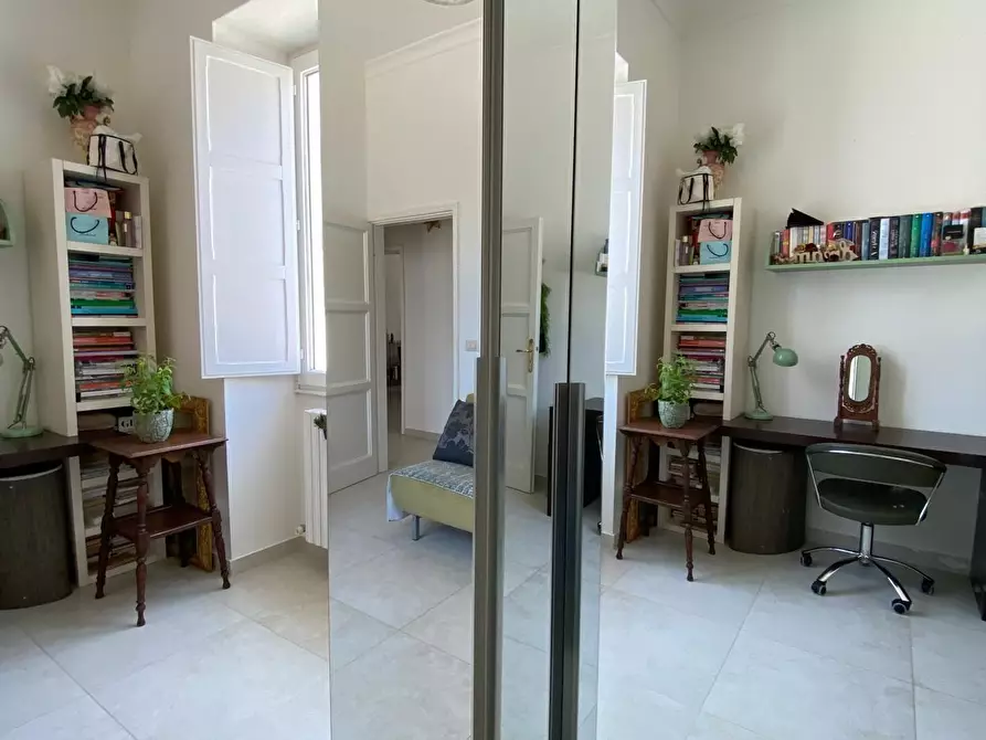Immagine 34 di Appartamento in vendita  a Lecce