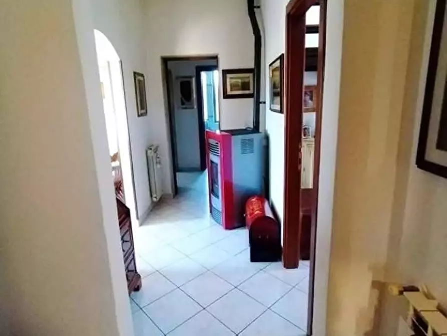 Immagine 11 di Casa indipendente in vendita  a Carrara