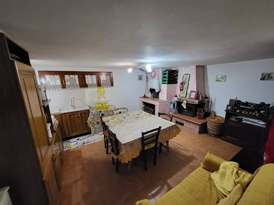 Immagine 15 di Villetta a schiera in vendita  a Calcinaia