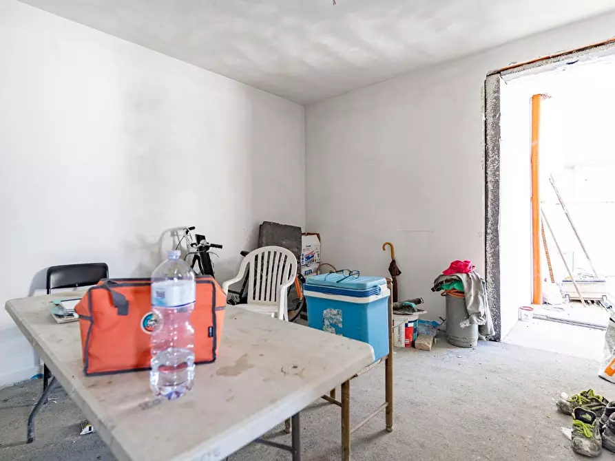 Immagine 10 di Villa in vendita  a Empoli