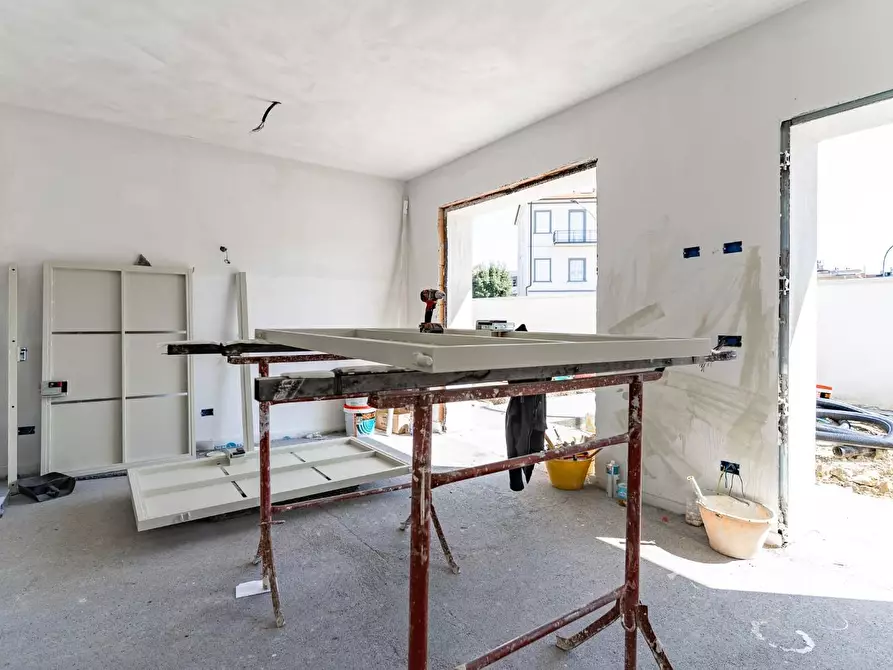 Immagine 6 di Villa in vendita  a Empoli