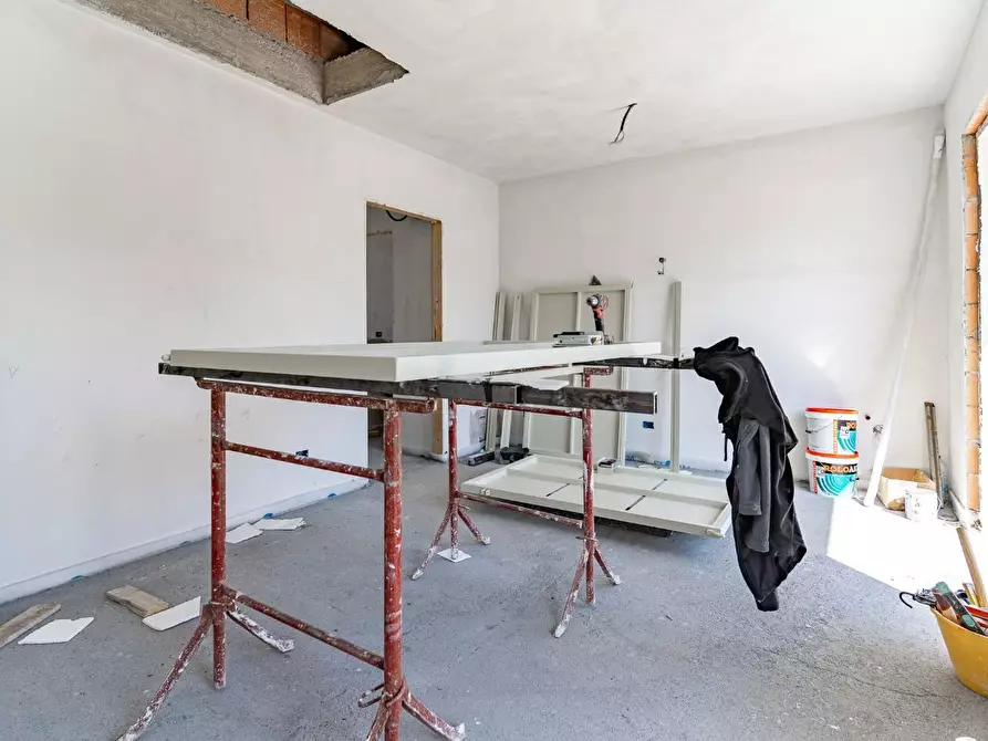 Immagine 8 di Villa in vendita  a Empoli