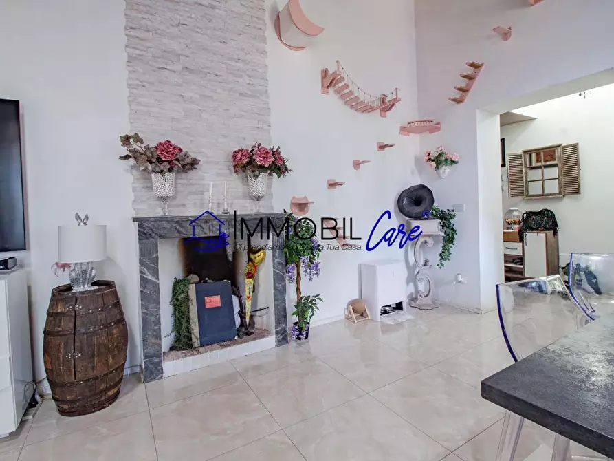 Immagine 7 di Appartamento in vendita  a Livorno