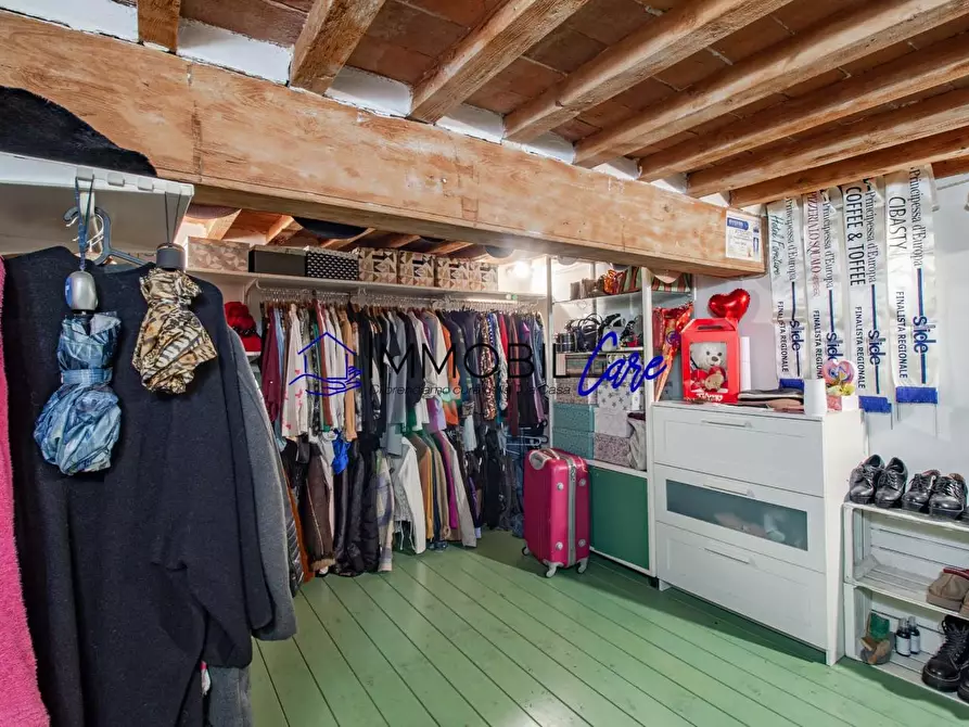 Immagine 16 di Appartamento in vendita  a Livorno