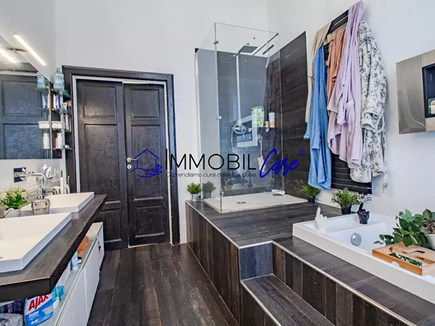 Immagine 26 di Appartamento in vendita  a Livorno