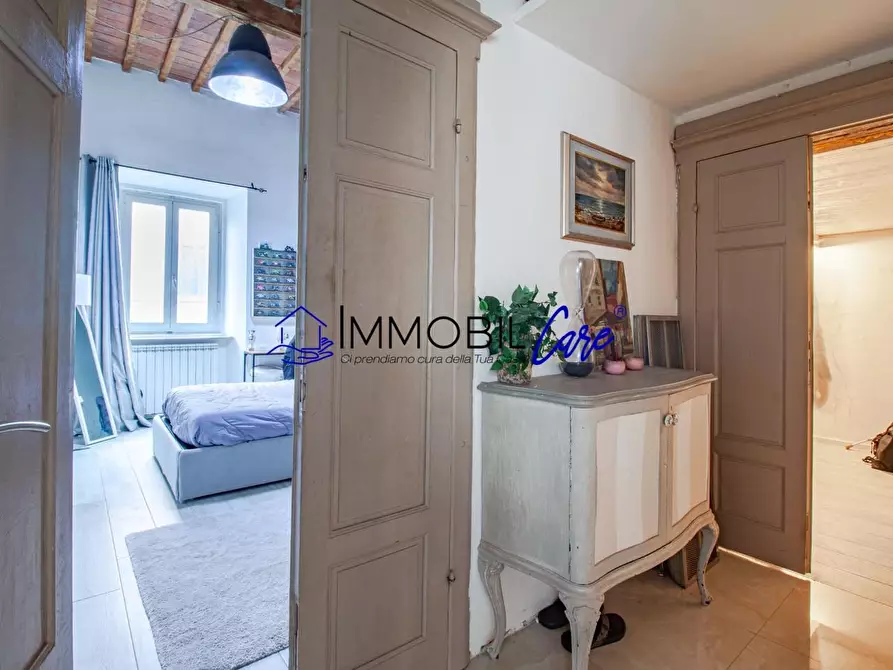 Immagine 19 di Appartamento in vendita  a Livorno