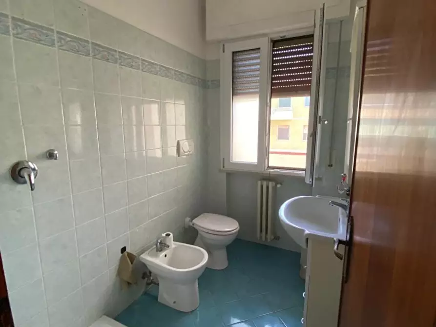 Immagine 8 di Appartamento in vendita  a Cecina